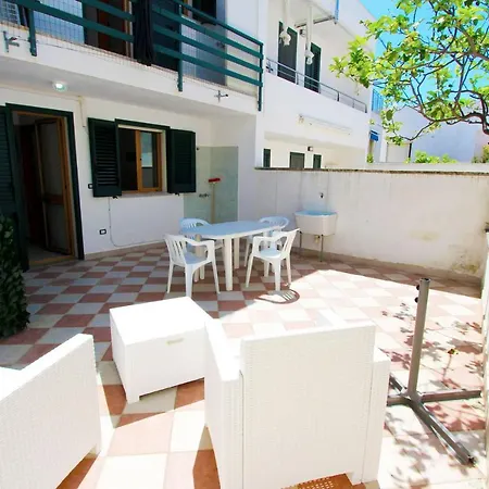 Apartment Leuca 50 M Dal Mare